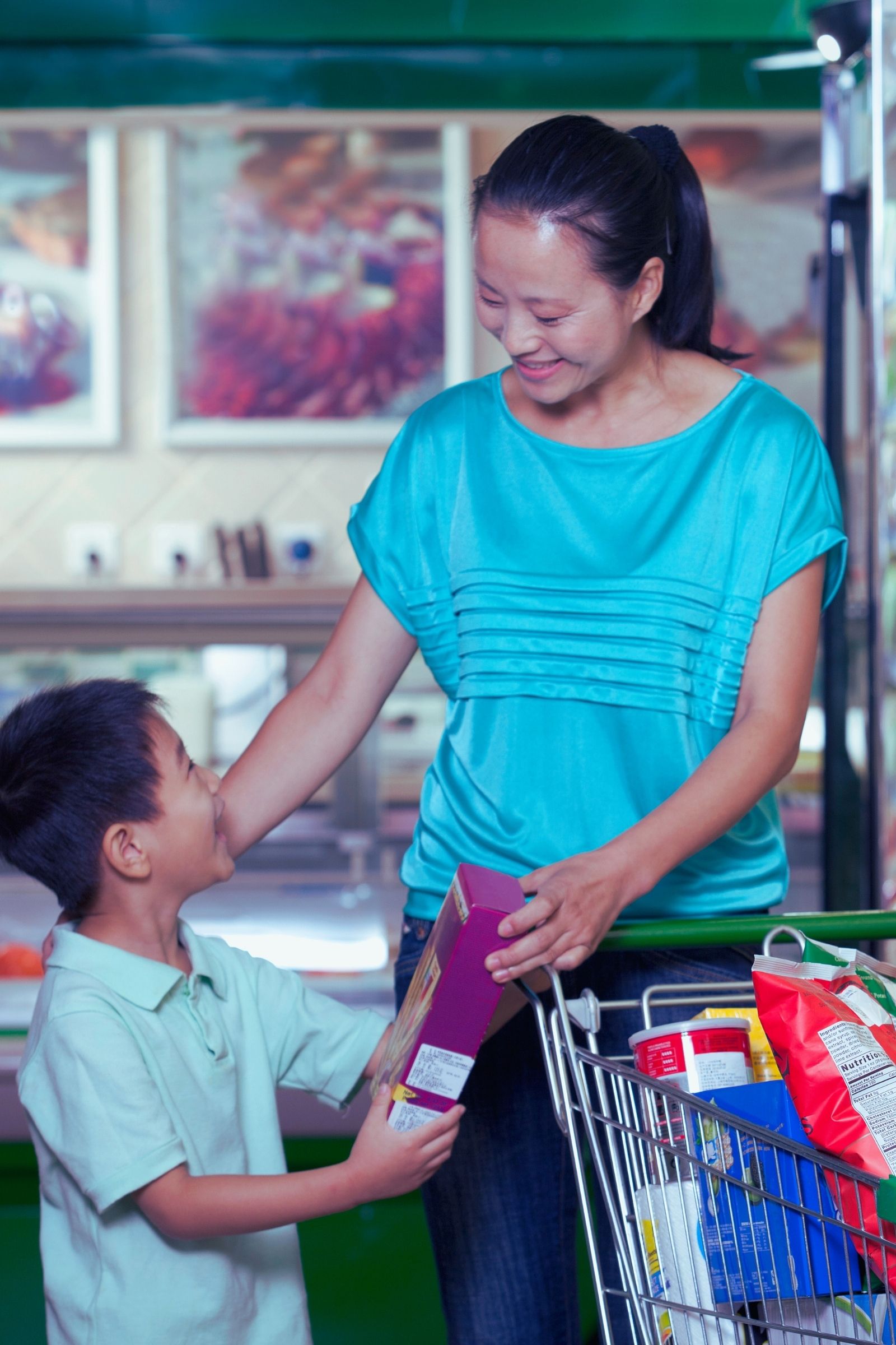 Family shopping together at NDM Market